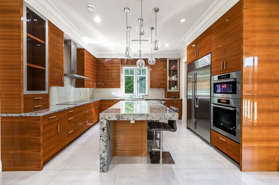 1168 W 37th Avenue Vancouver, BC - 10