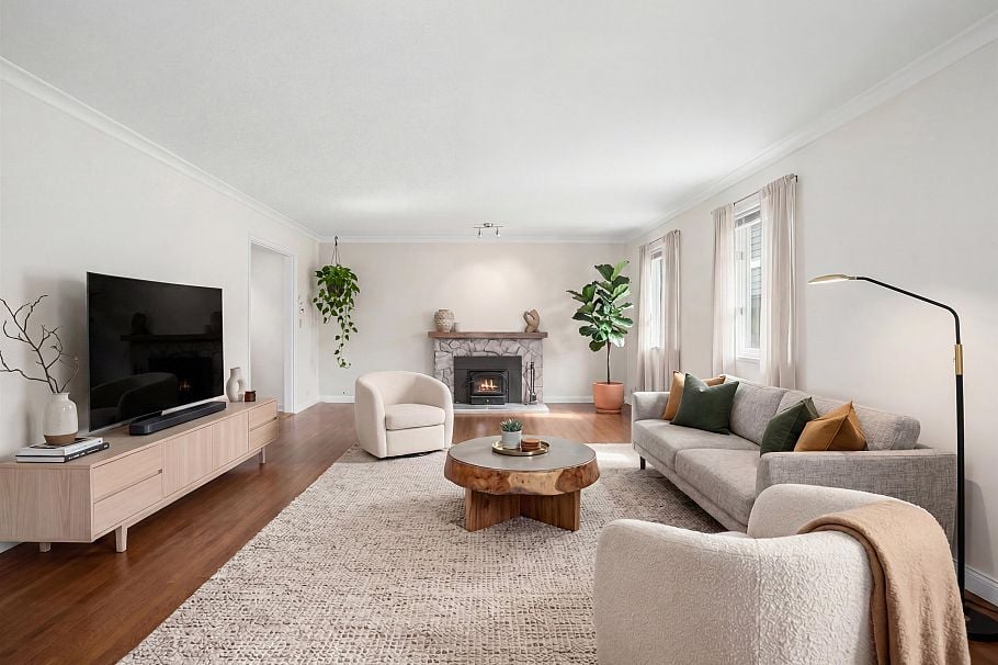 1116 W 20th Street North Vancouver, BC - 10