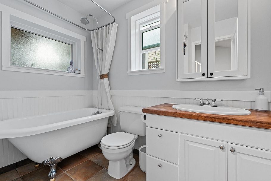 218 W 15th Avenue Vancouver, BC - 15