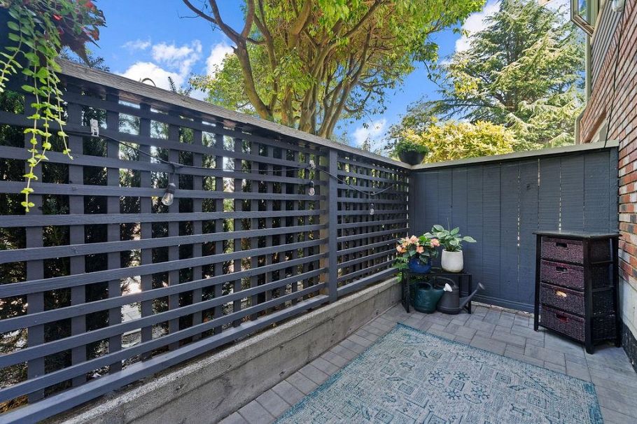 218 W 15th Avenue Vancouver, BC - 22