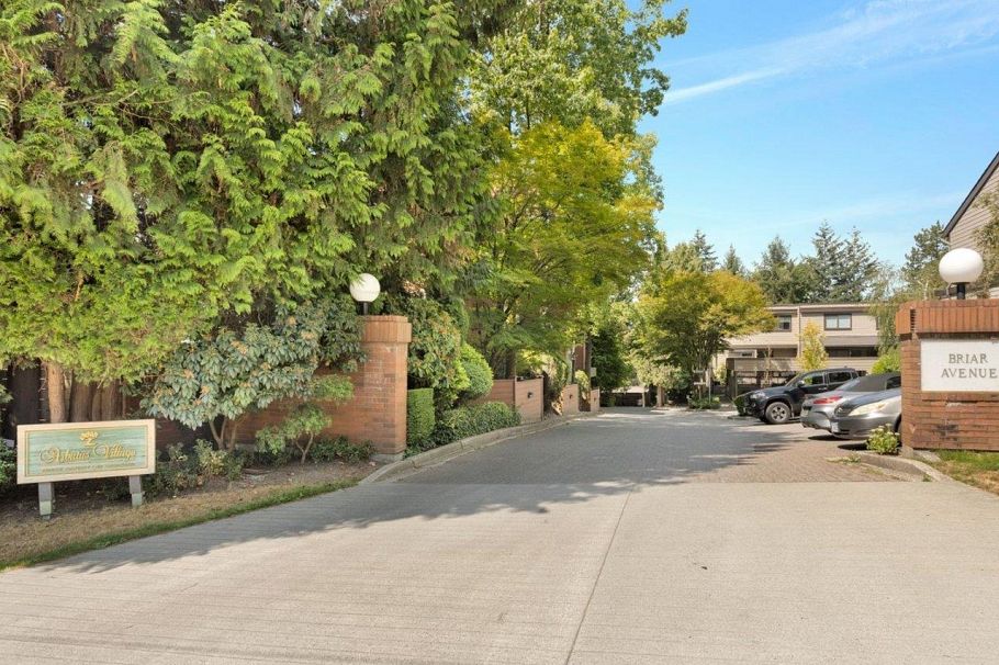 206 2140 Briar Avenue Vancouver, BC - 1