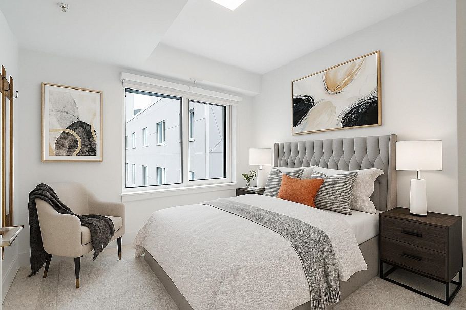 109 2085 E 1st Avenue Vancouver, BC - 5
