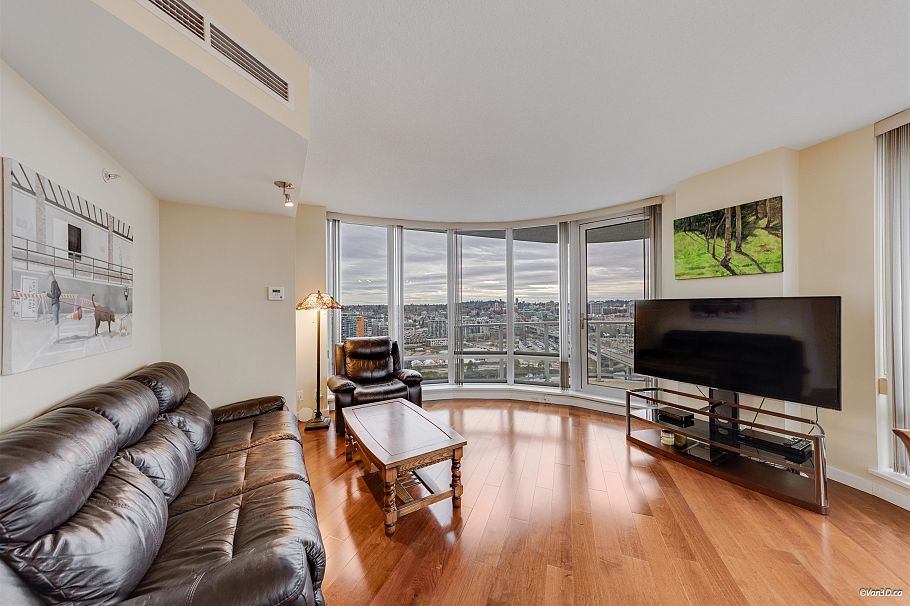 2705 918 Cooperage Way Vancouver, BC - 4