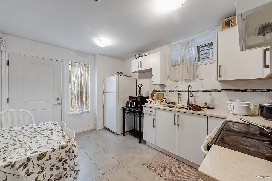 621 E 65th Avenue Vancouver, BC - 20