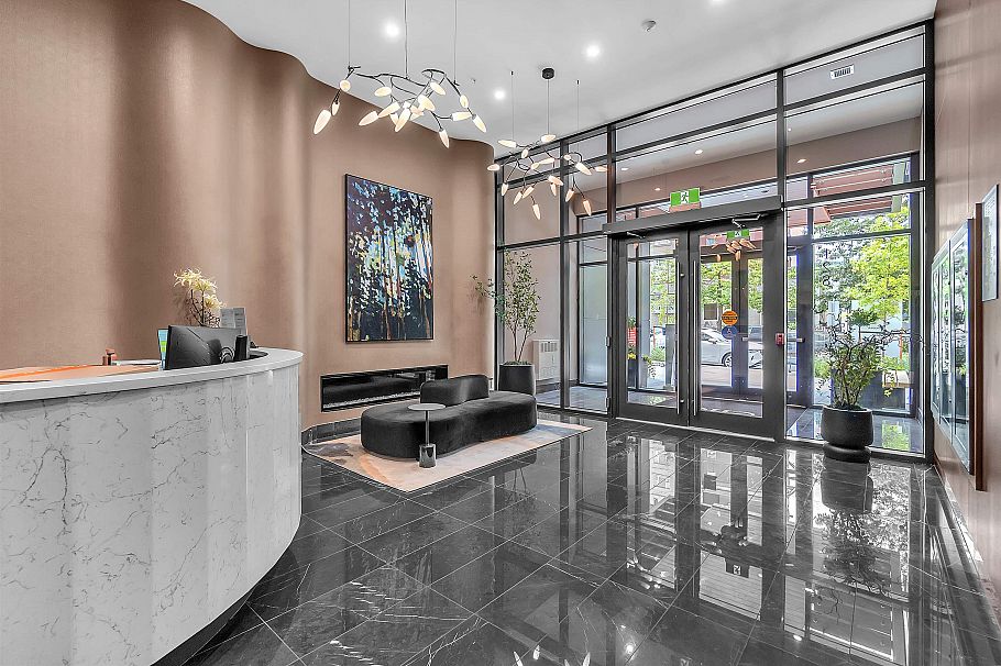 506 128 W 15th Street North Vancouver, BC - 30