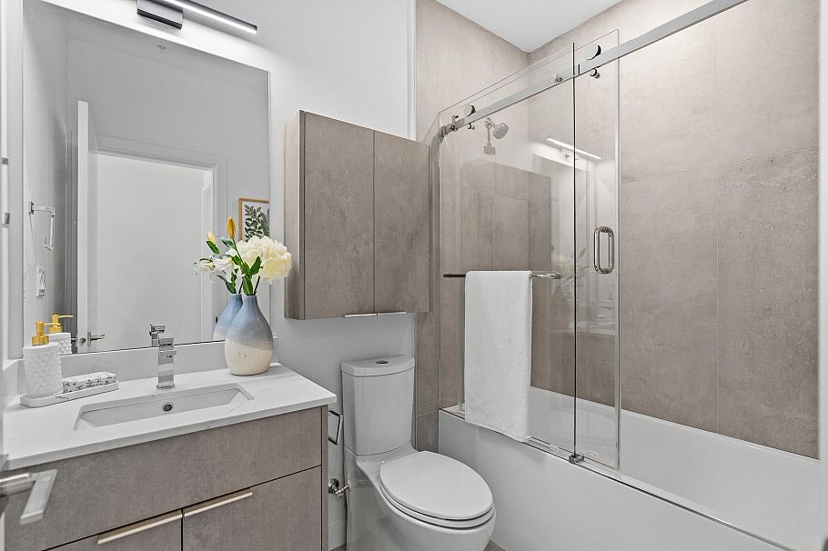 103A 433 E 3rd Street North Vancouver, BC - 18
