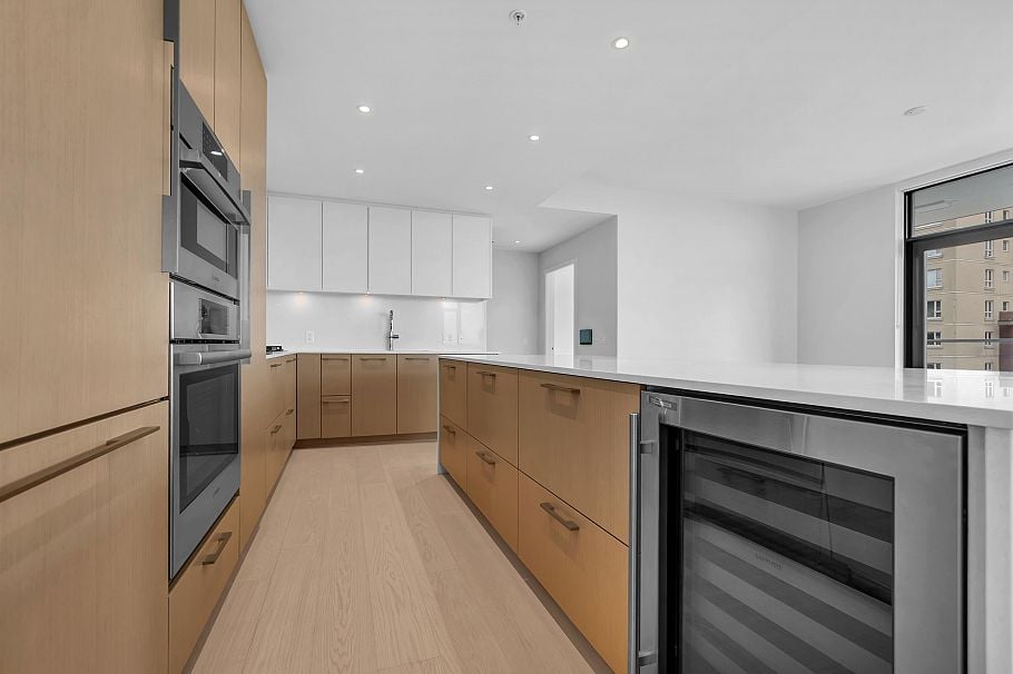 506 128 W 15th Street North Vancouver, BC - 9