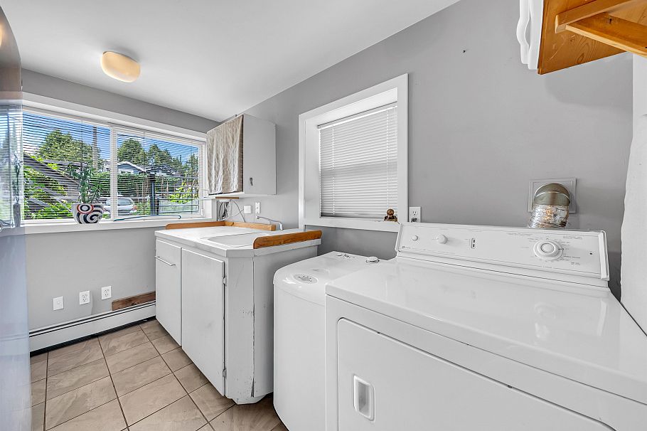 2474 East 5th Avenue Vancouver, BC - 14