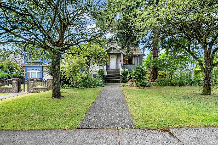 2474 East 5th Avenue Vancouver, BC - 1