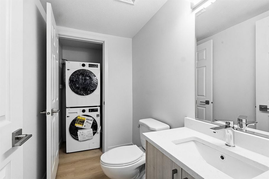 305 2928 Commercial Drive Vancouver, BC - 15