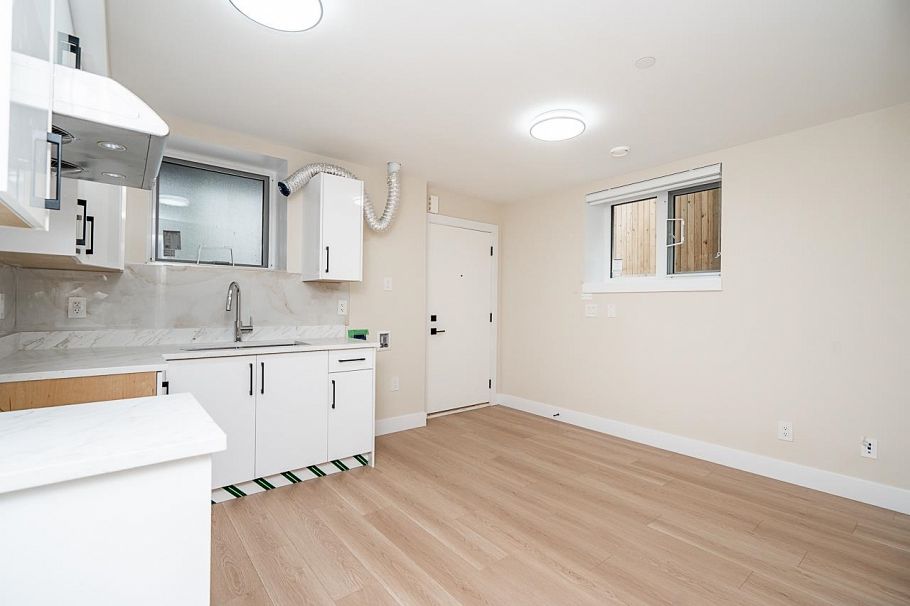 2826 Cheyenne Avenue Vancouver, BC - 19