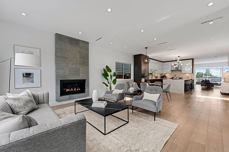 231 E 27 Street North Vancouver, BC - 9