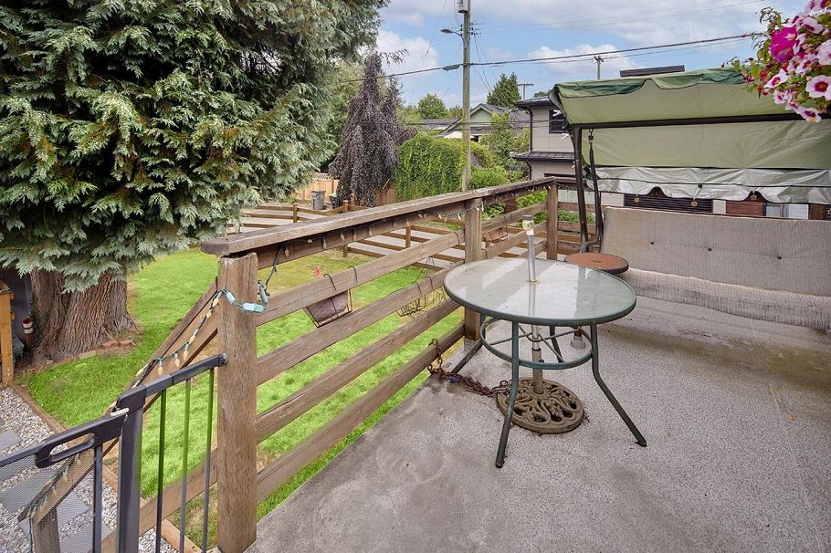 2137 20th Avenue Vancouver, BC - 10