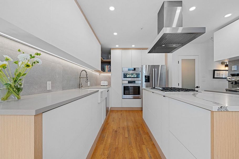 1987 W 13th Avenue Vancouver, BC - 18