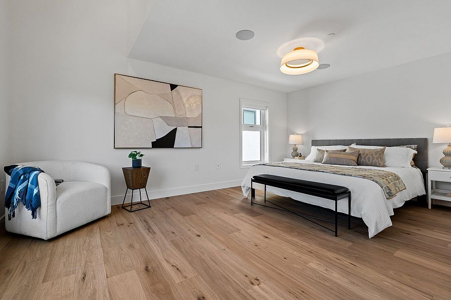 2535 W 39th Avenue Vancouver, BC - 23