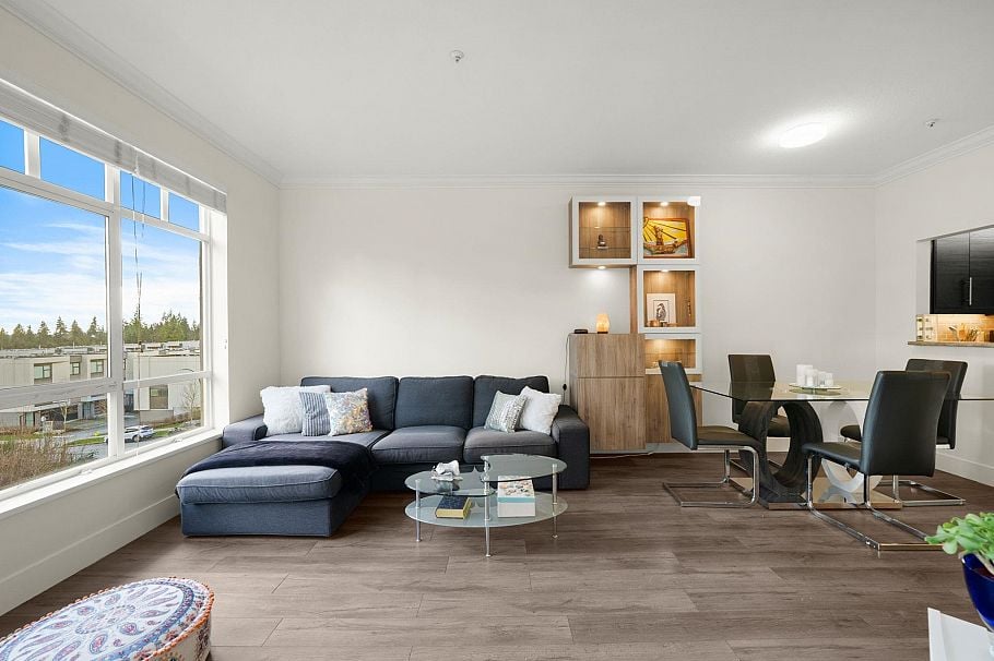 317 630 Roche Point Drive North Vancouver, BC - 3
