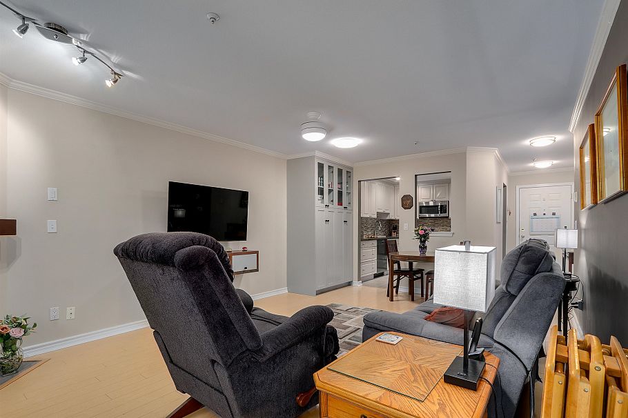 1150 Lynn Valley Road North Vancouver, BC - 7