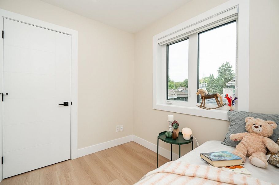 2826 Cheyenne Avenue Vancouver, BC - 15