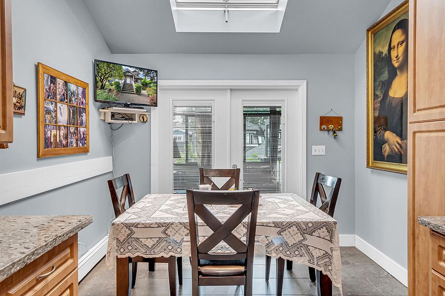 2474 East 5th Avenue Vancouver, BC - 26