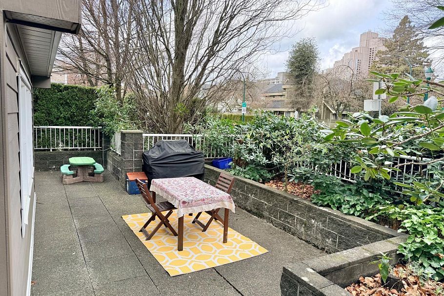 102 3008 Willow Street Vancouver, BC - 3
