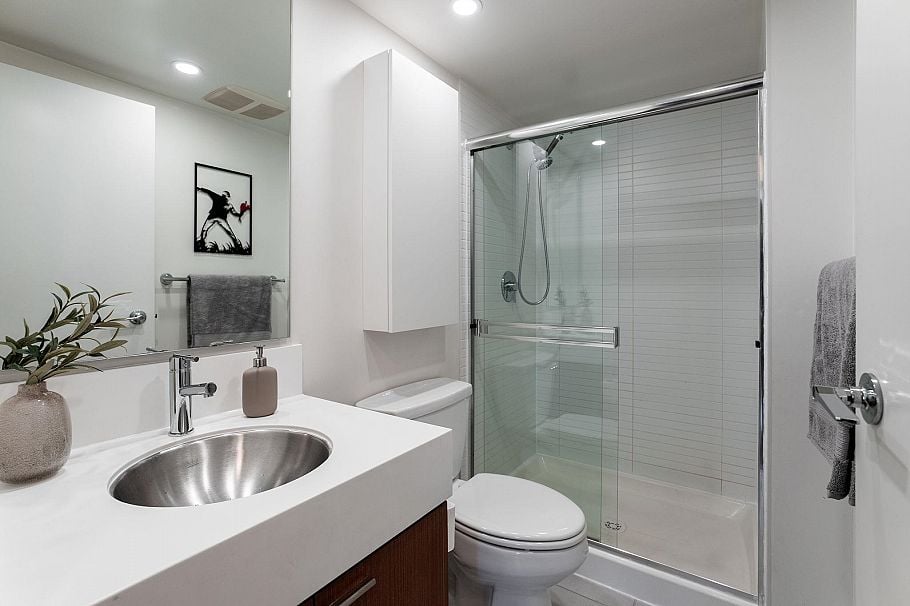 312 328 E 11th Avenue Vancouver, BC - 28