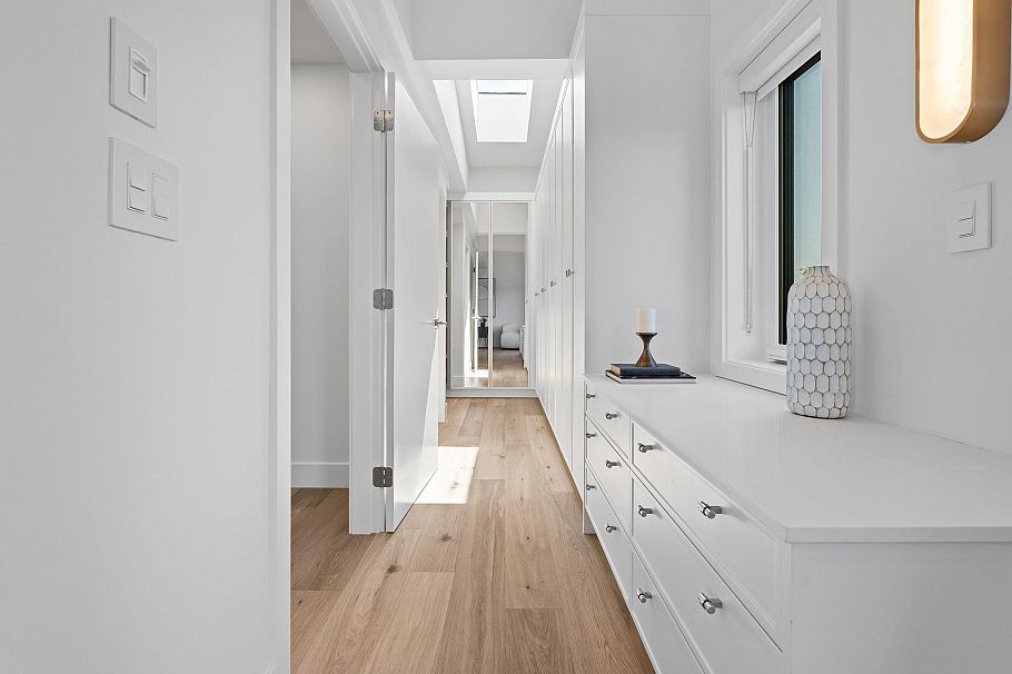 2535 W 39th Avenue Vancouver, BC - 25