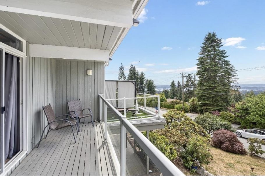 442 Monteray Avenue North Vancouver, BC - 23