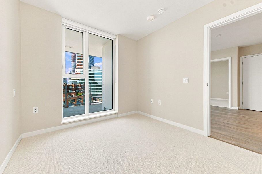 601 485 W 42nd Avenue Vancouver, BC - 5
