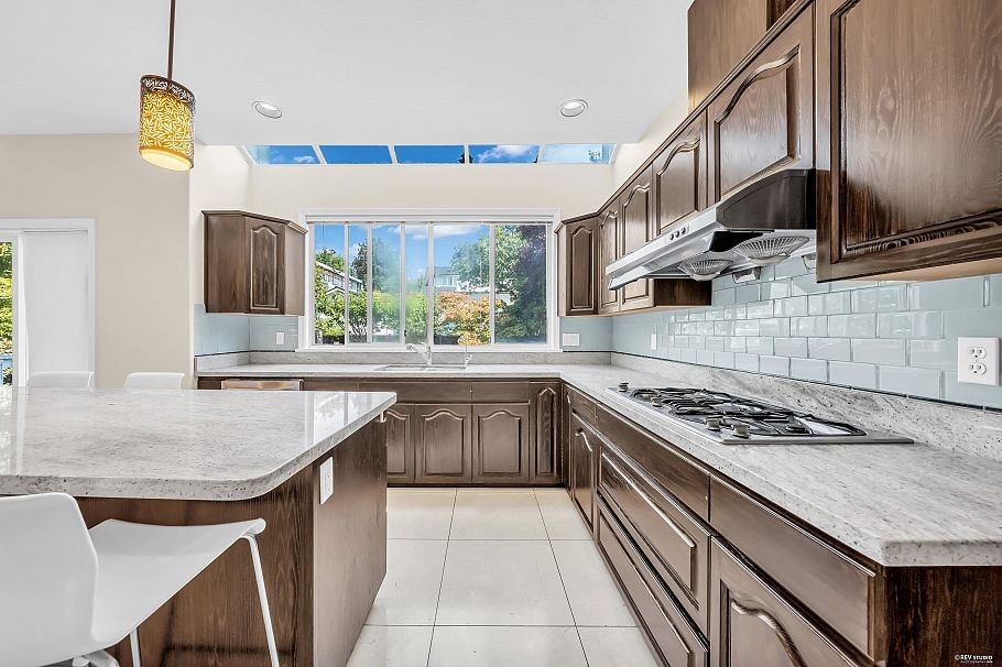 3549 W 40th Avenue Vancouver, BC - 14