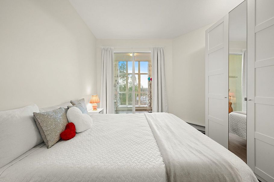 317 630 Roche Point Drive North Vancouver, BC - 5