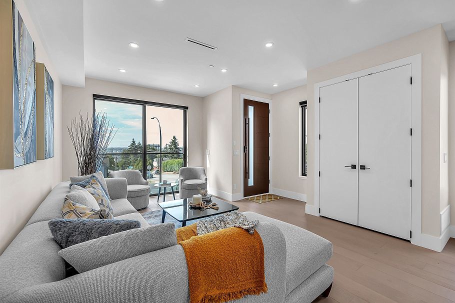 502 E 5th Street North Vancouver, BC - 6