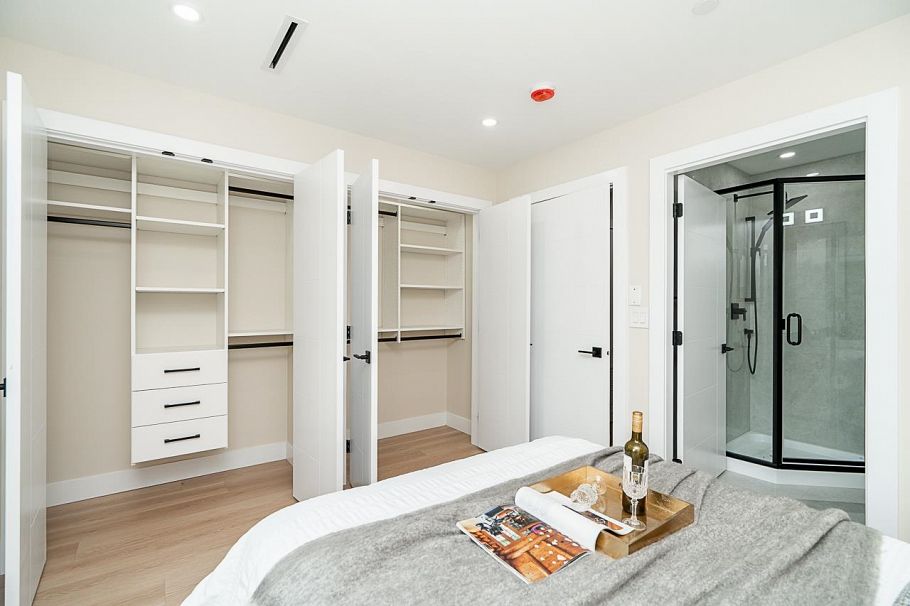 2826 Cheyenne Avenue Vancouver, BC - 8