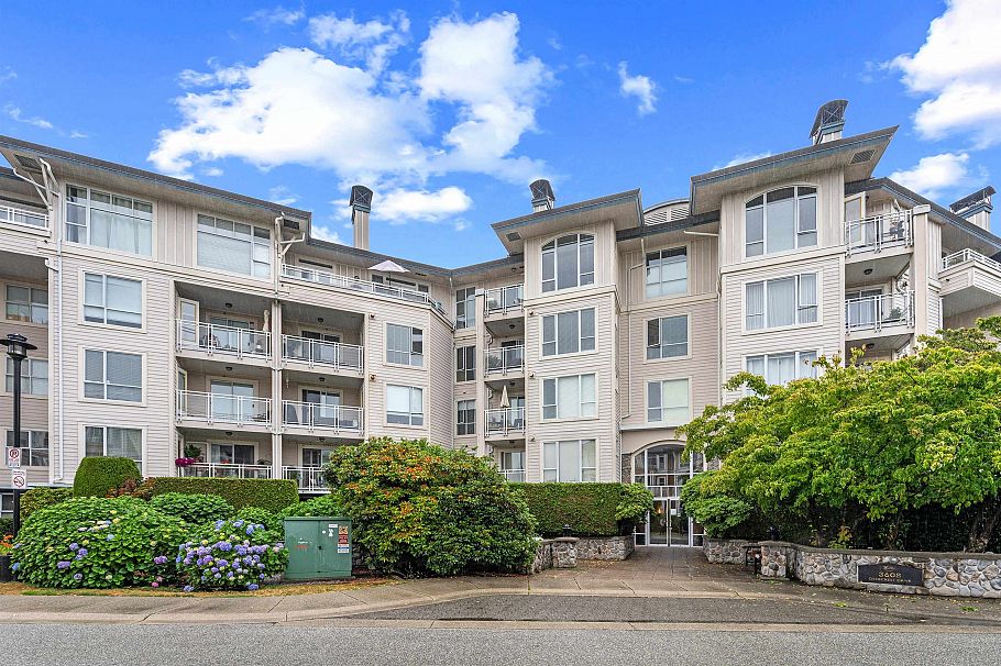 208 3608 Deercrest Drive North Vancouver, BC - 25