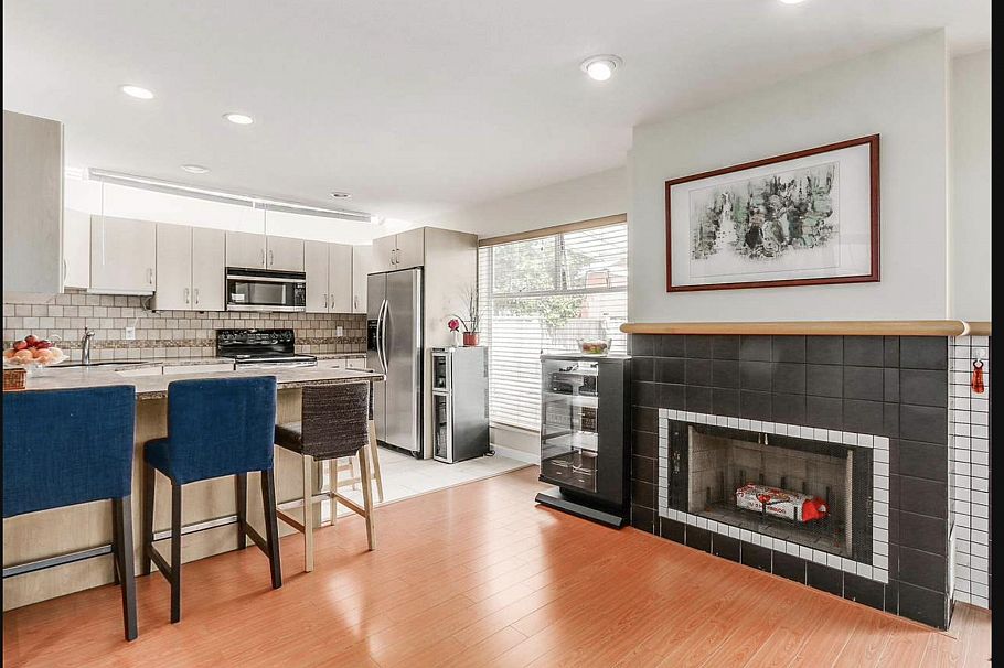 4055 W 31st Avenue Vancouver, BC - 4