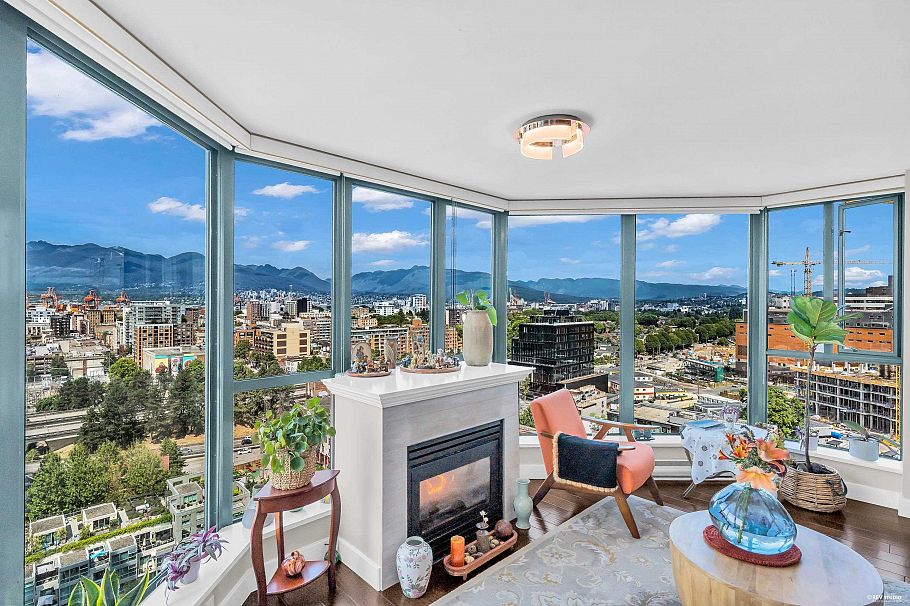 1904 1088 Quebec Street Vancouver, BC - 2