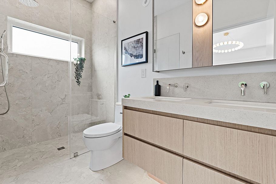 5485 Larch Street Vancouver, BC - 37