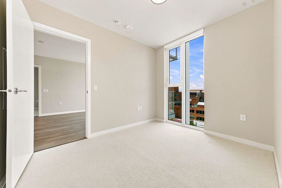 601 485 W 42nd Avenue Vancouver, BC - 9