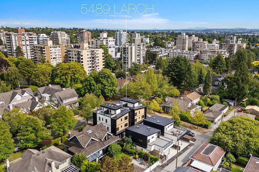 5489 Larch Street Vancouver, BC - 40