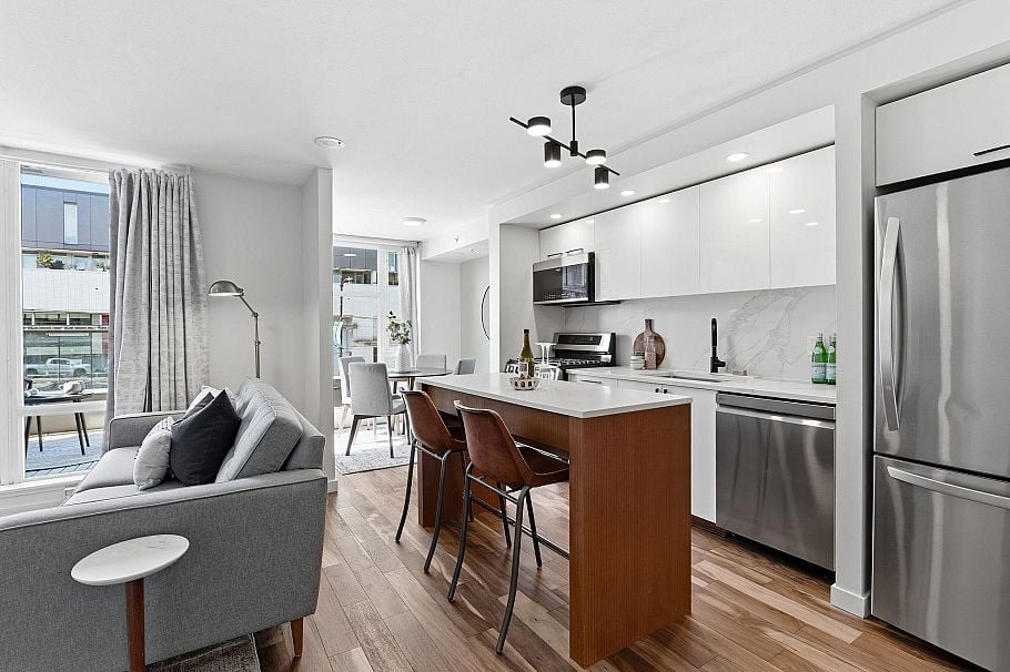 312 328 E 11th Avenue Vancouver, BC - 12