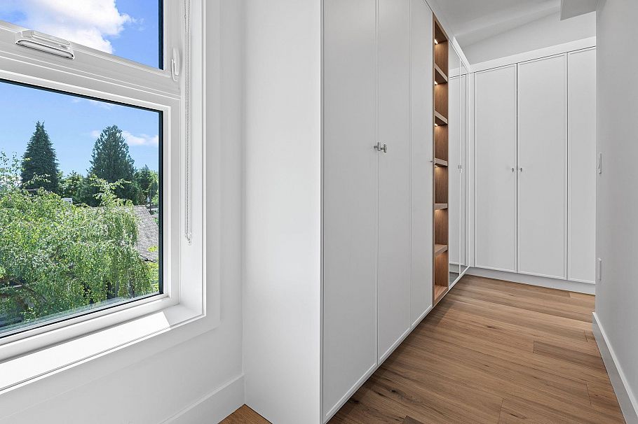 2535 W 39th Avenue Vancouver, BC - 28