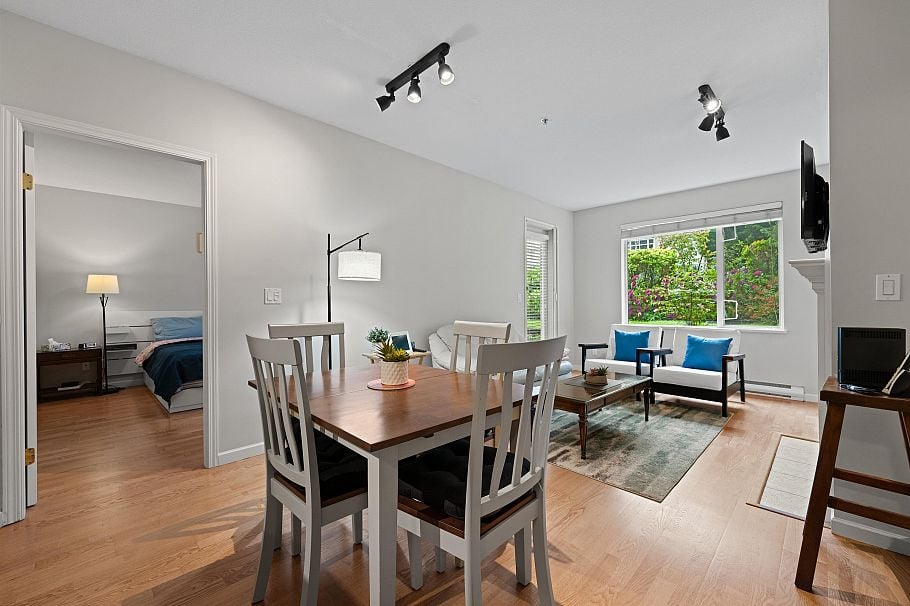 208 3608 Deercrest Drive North Vancouver, BC - 12
