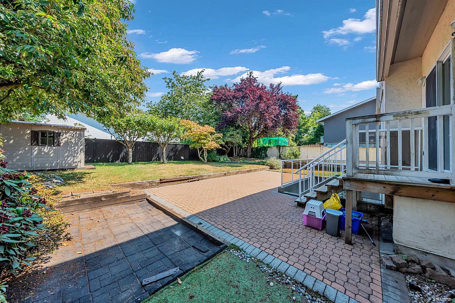 3549 W 40th Avenue Vancouver, BC - 36