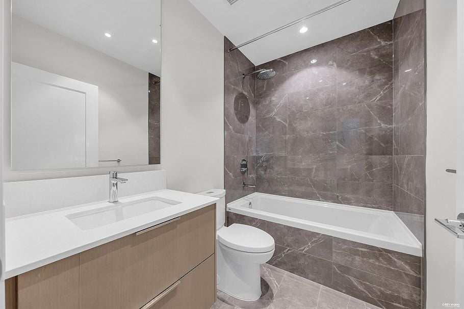 2101 128 W 15TH STREET, North Vancouver BC V7M 1R5 North Vancouver, BC - 6