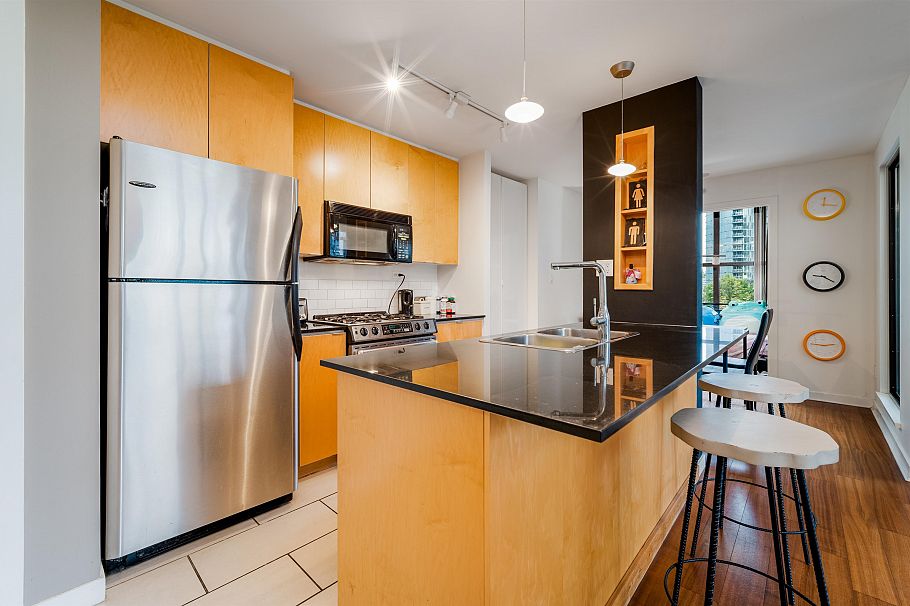506 989 Beatty Street Vancouver, BC - 10