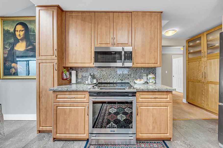 2474 East 5th Avenue Vancouver, BC - 25