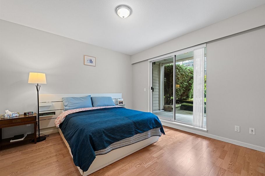 208 3608 Deercrest Drive North Vancouver, BC - 17