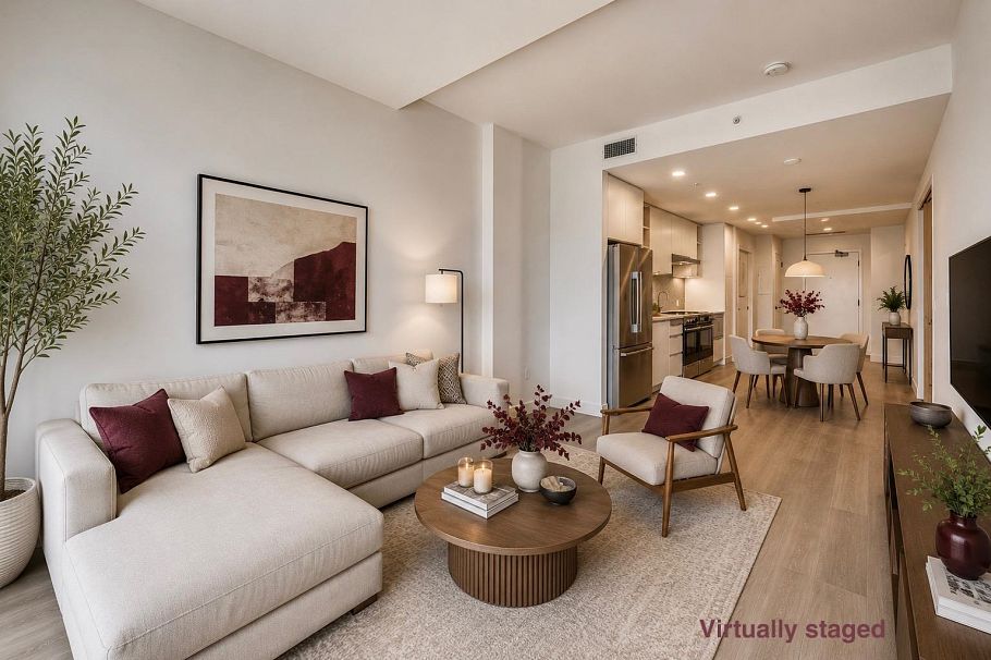 557 422 E 3rd Street North Vancouver, BC - 1