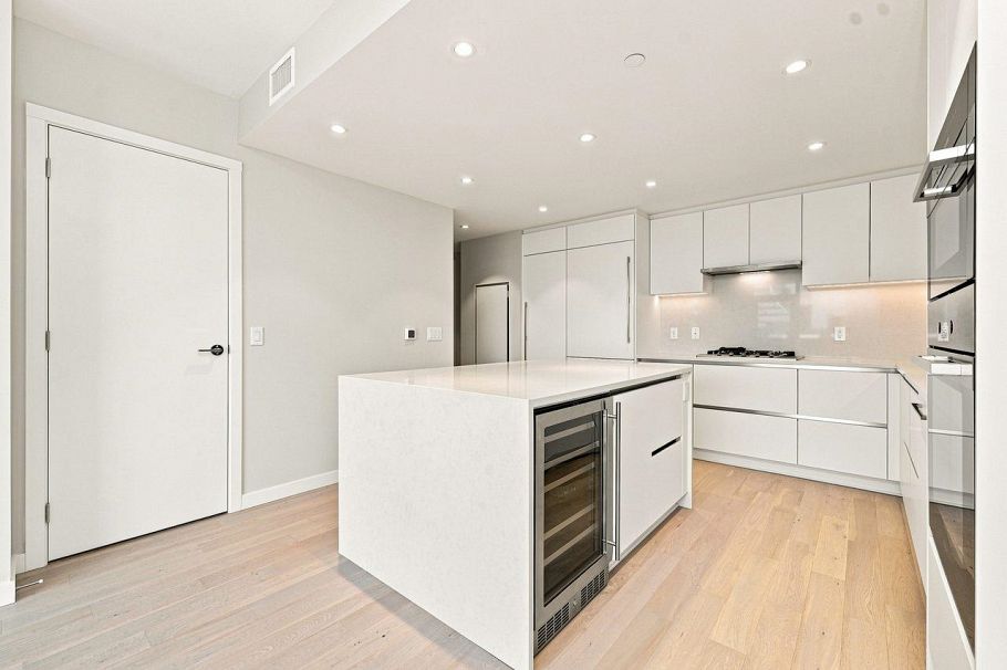 601 485 W 42nd Avenue Vancouver, BC - 3
