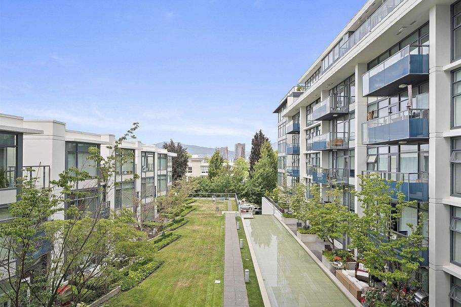 342 1777 W 7th Avenue Vancouver, BC - 1