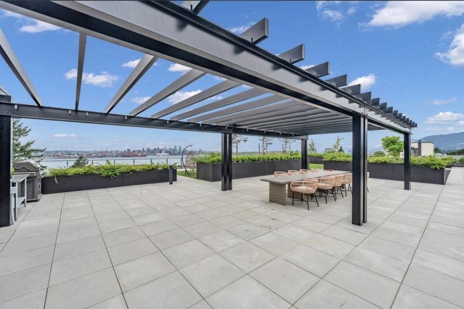 557 422 E 3rd Street North Vancouver, BC - 21
